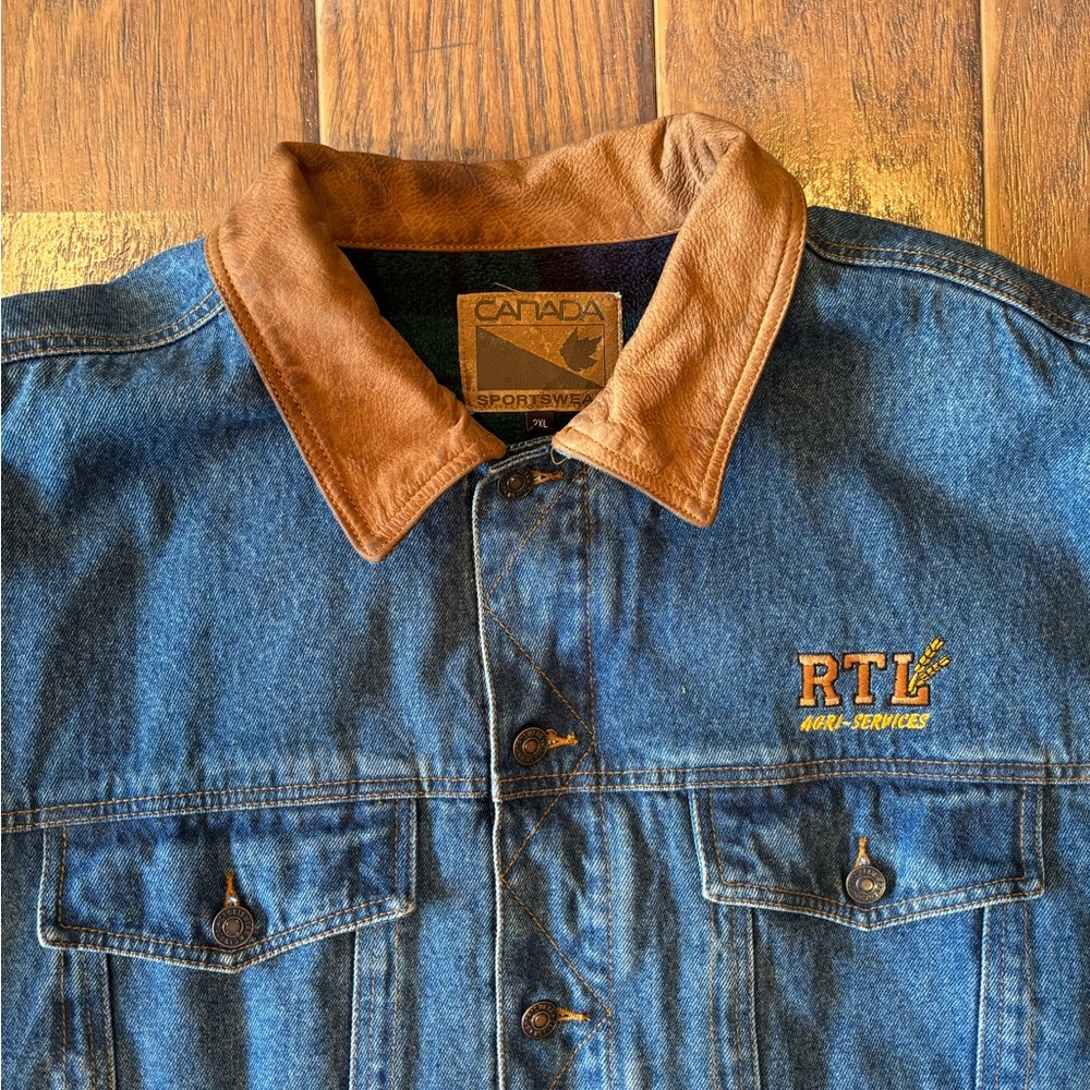 Vintage 90s Canada Sportswear Denim Jacket - Picture 3 of 9